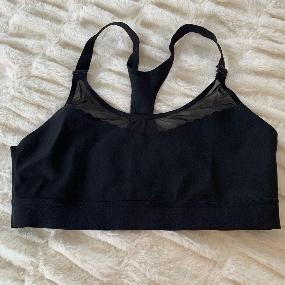 Victoria Secret sports bra